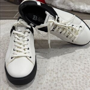 Balmain Black and White Men's Sneakers